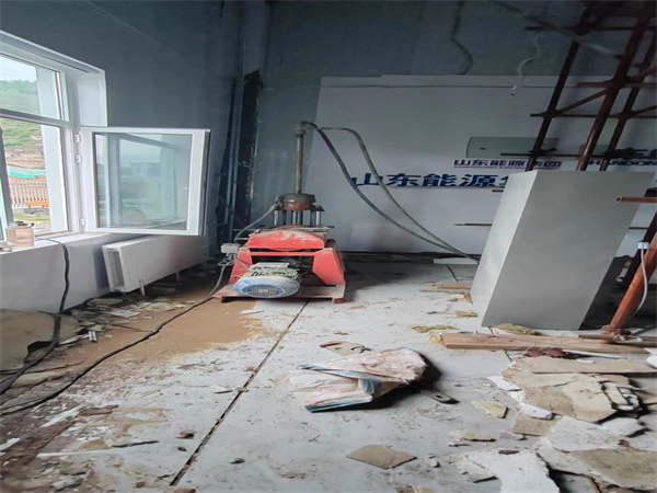 湘阴地基基础下沉墙体裂缝加固注浆顶升施工